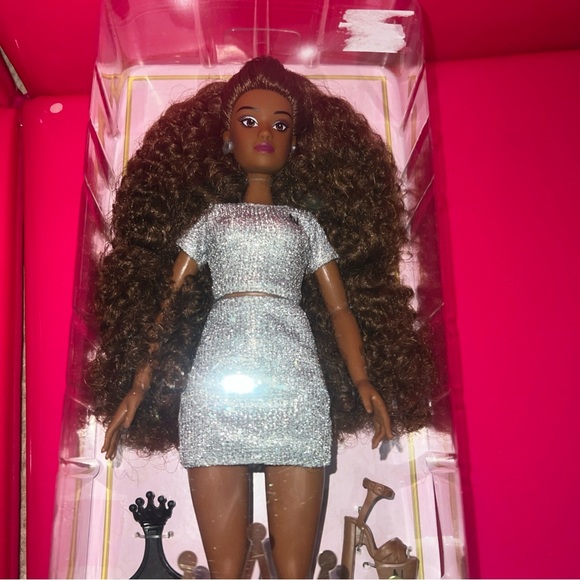 PAIGE Curly Brown Wig with Silver Dress - Picture 2 of 6